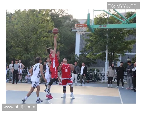 方硕的崛起与挑战：从青年才俊到篮球赛场的领军人物之路