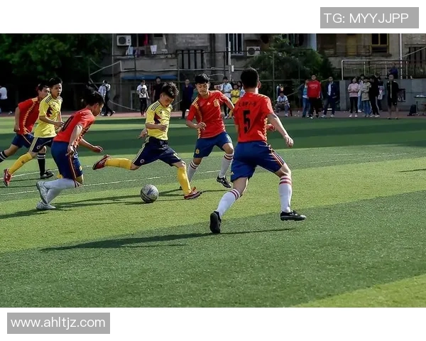 南充一年级足球比赛精彩直播全程回顾与精彩瞬间分享