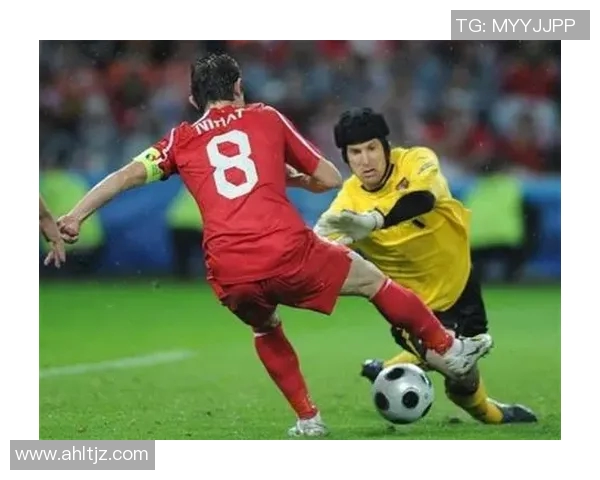 精彩对决二人足球比赛视频直播全程回放尽在眼前