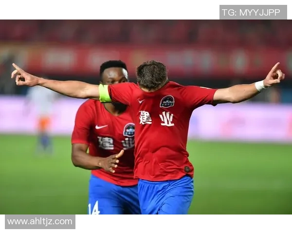 山东鲁能与河南建业2019赛季精彩对决回顾及战术分析